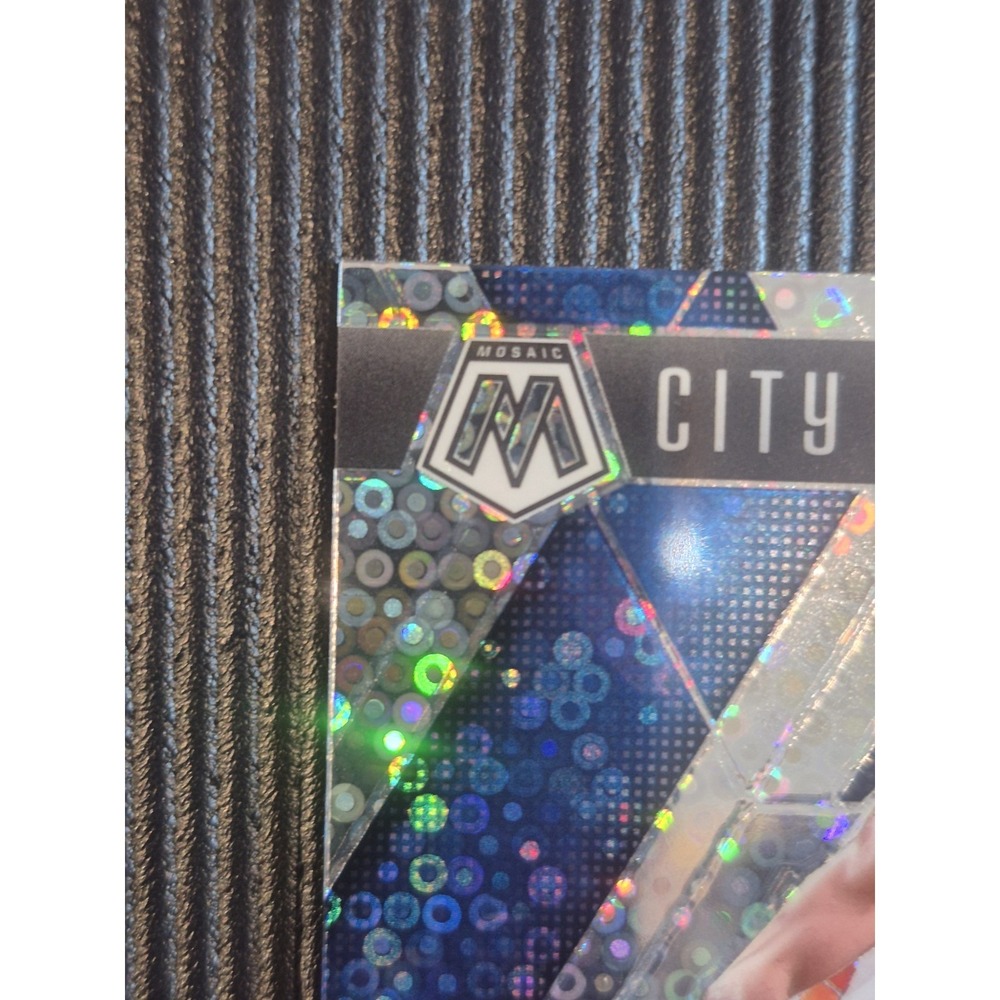 2024-25 Panini Mosaic Jared McCain #277 Silver Fast Break City Edition (RC) - Picture 4 of 7